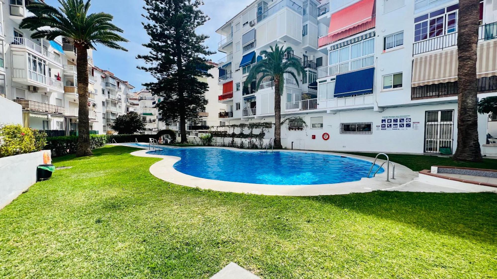 Estudio Bahia En El Centro De Nerja - South Costa Экстерьер фото