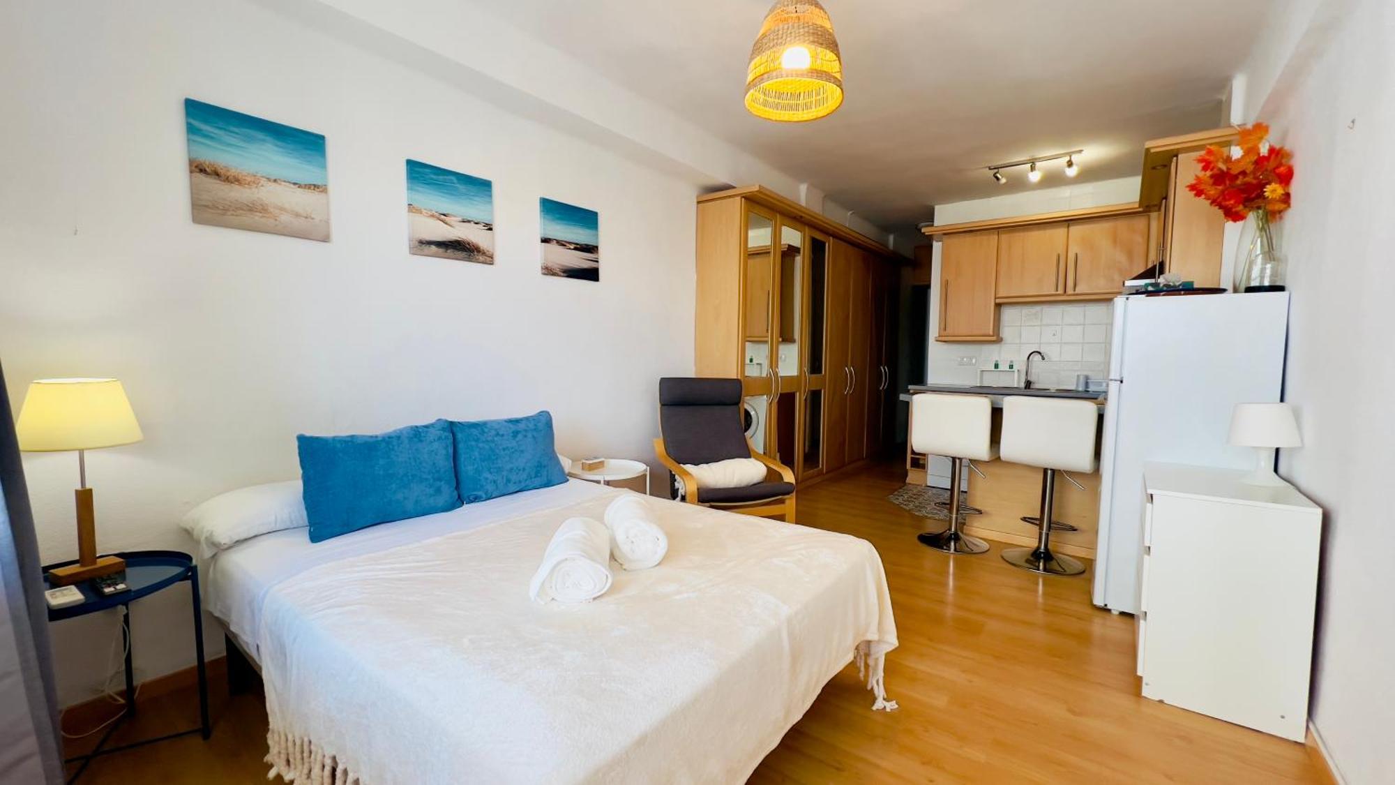 Estudio Bahia En El Centro De Nerja - South Costa Экстерьер фото